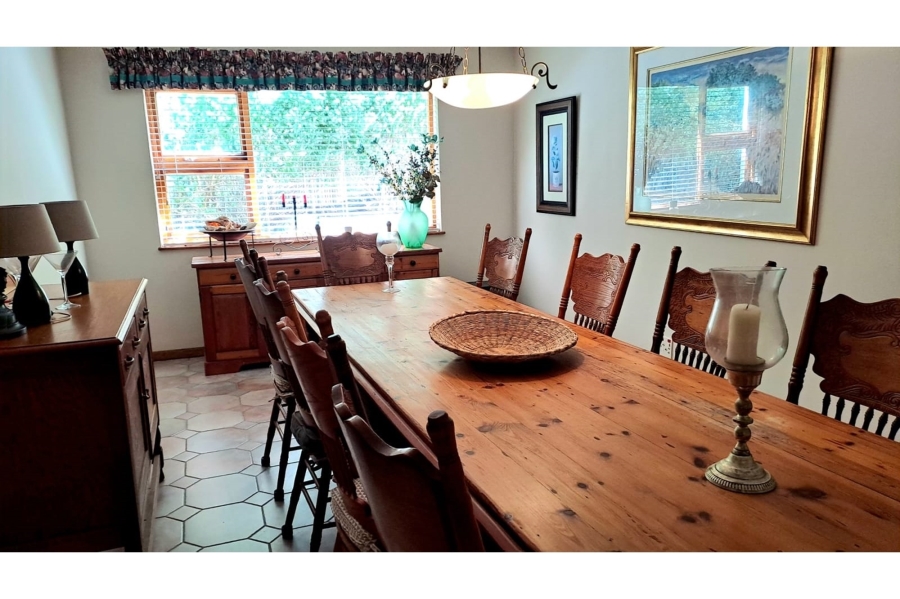 6 Bedroom Property for Sale in Brenton On Sea Western Cape